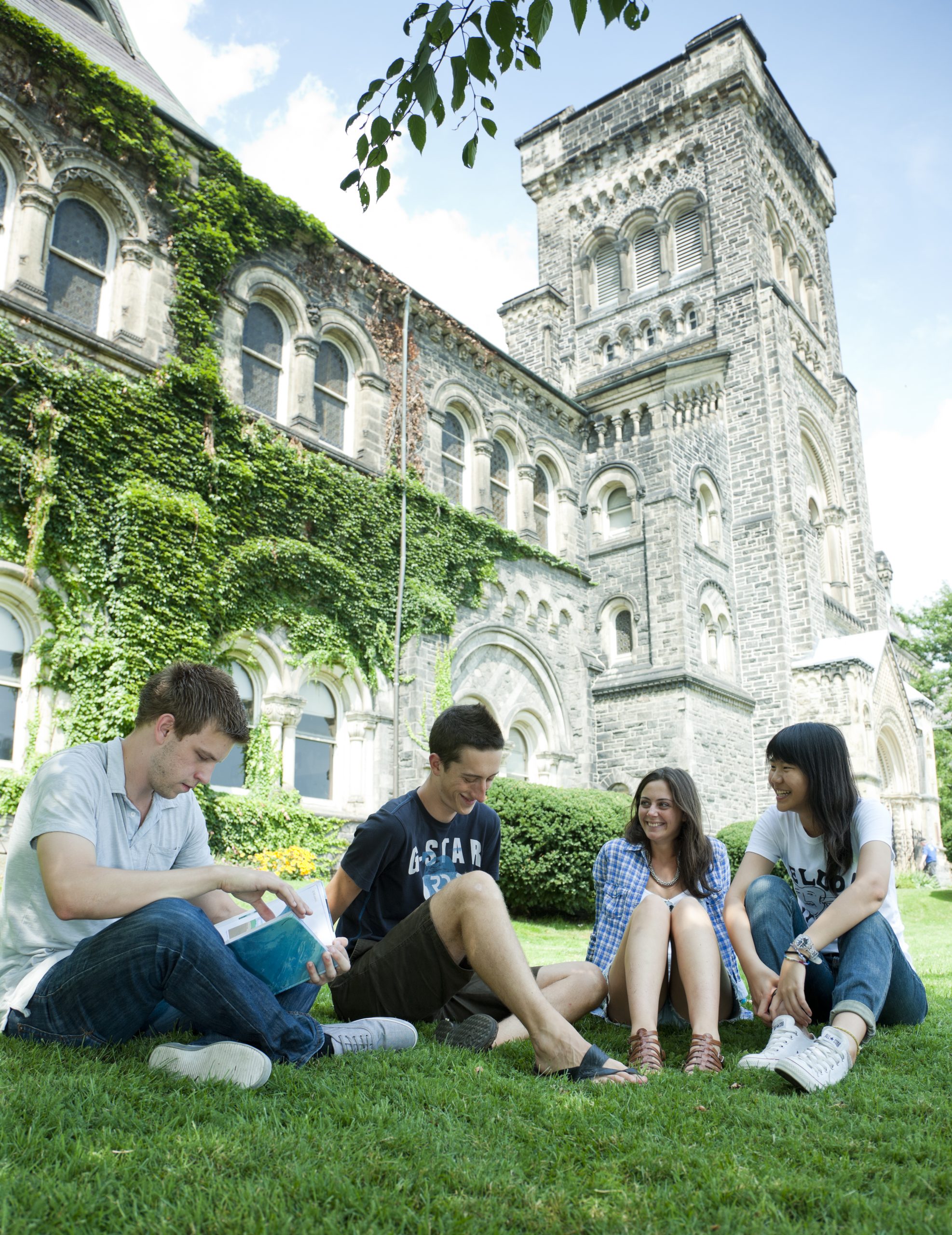 Applying to an Ontario University as an International Student